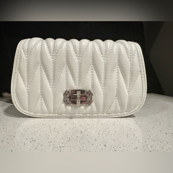Handbags - NWOT-All White Premium Faux Leather Quilted Fashion w/ Rhinestones Cross…